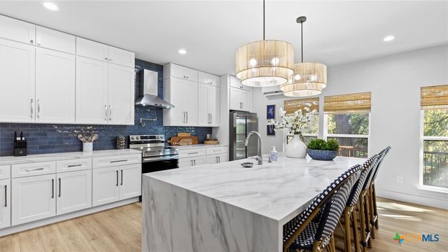 6786 River Road, New Braunfels, TX 78132