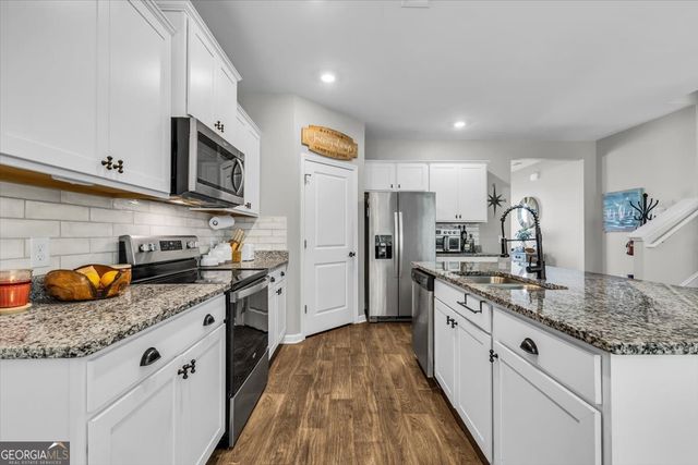 243 Wedge Circle, Richmond Hill, GA 31324
