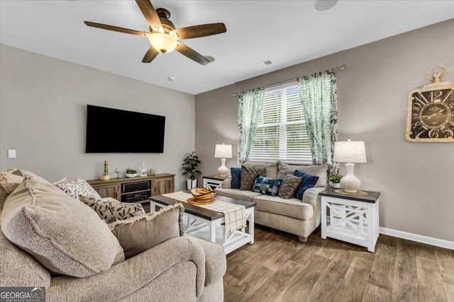 243 Wedge Circle, Richmond Hill, GA 31324