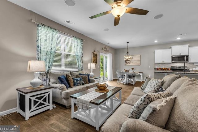 243 Wedge Circle, Richmond Hill, GA 31324