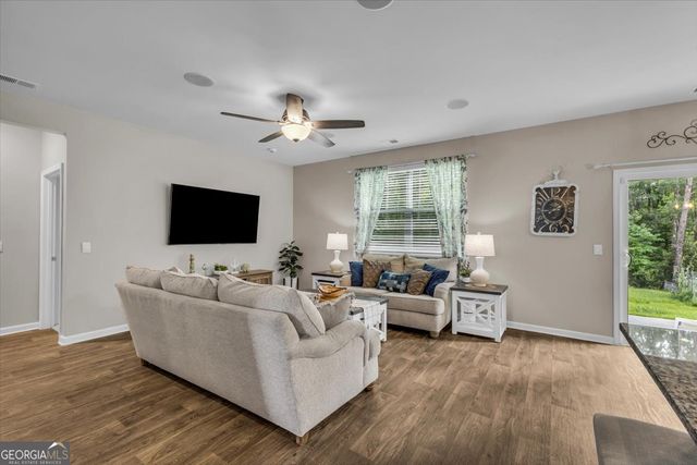 243 Wedge Circle, Richmond Hill, GA 31324