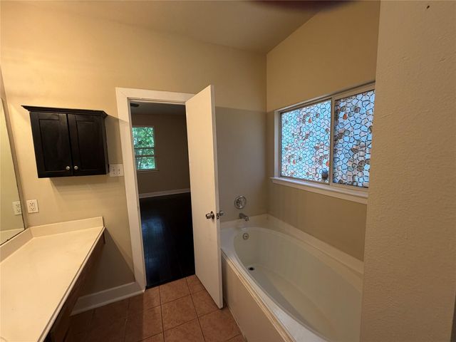 11736 Chanteloup Drive, Houston, TX 77047