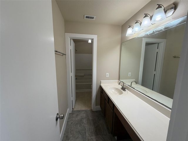 11736 Chanteloup Drive, Houston, TX 77047