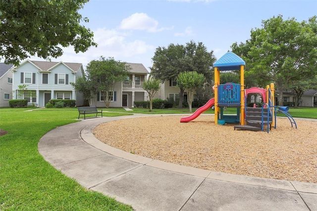11736 Chanteloup Drive, Houston, TX 77047