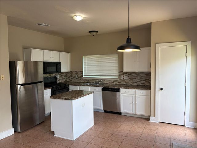 11736 Chanteloup Drive, Houston, TX 77047