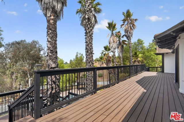3342 White Hawk Road, Escondido, CA 92027