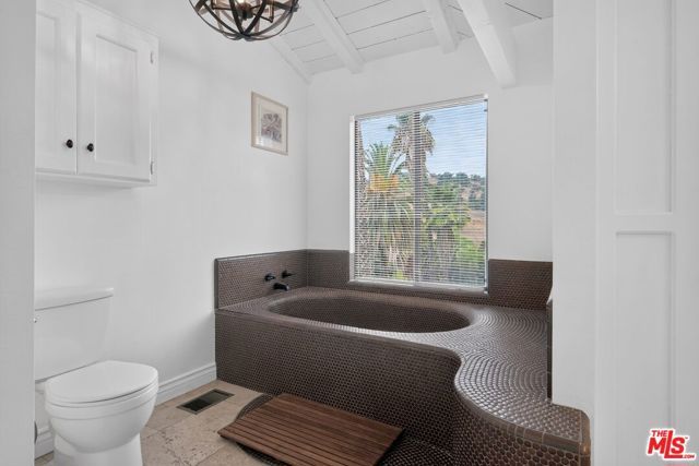 3342 White Hawk Road, Escondido, CA 92027