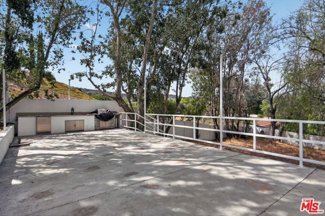 3342 White Hawk Road, Escondido, CA 92027