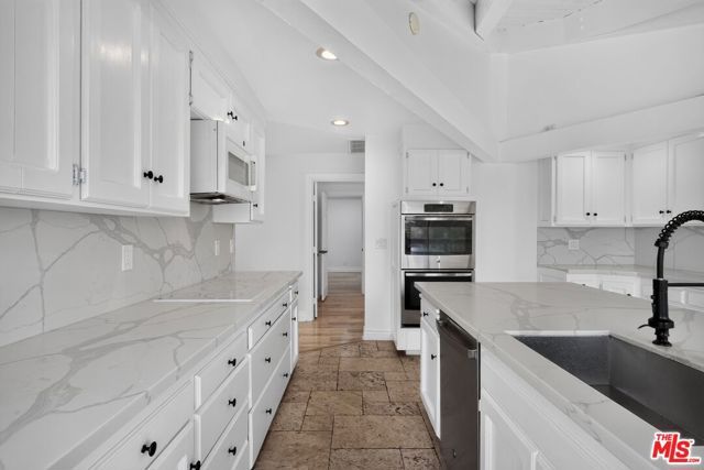 3342 White Hawk Road, Escondido, CA 92027