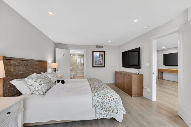 7847 Lakeside Boulevard 1051, Boca Raton, FL 33434