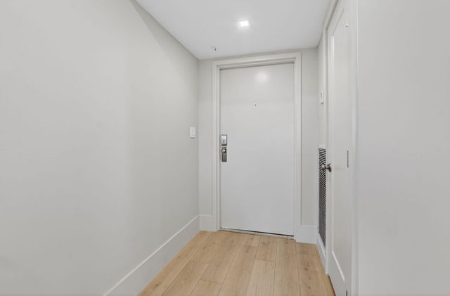 7847 Lakeside Boulevard 1051, Boca Raton, FL 33434