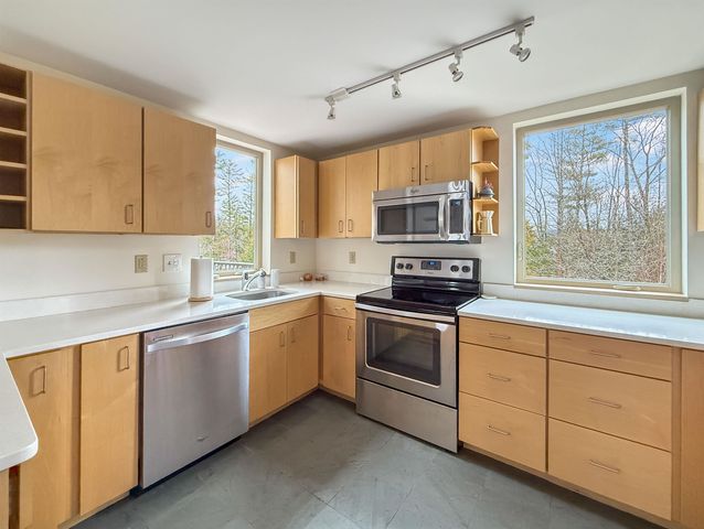 15 Gile Dr Unit 3A, Hanover, NH 03755