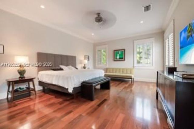 7821 SW 54th Ct, Miami, FL 33143