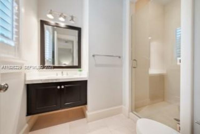 7821 SW 54th Ct, Miami, FL 33143