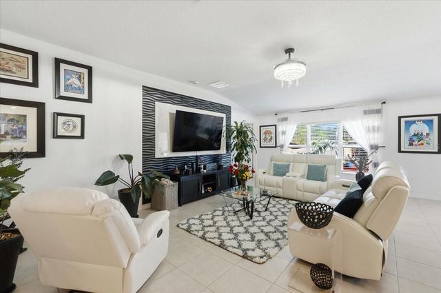 2119 OLD MINING ROAD, Lakeland, FL 33801