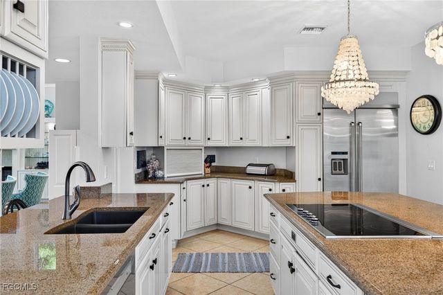 3400 W Gulf DR, Sanibel, FL 33957