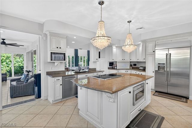 3400 W Gulf DR, Sanibel, FL 33957