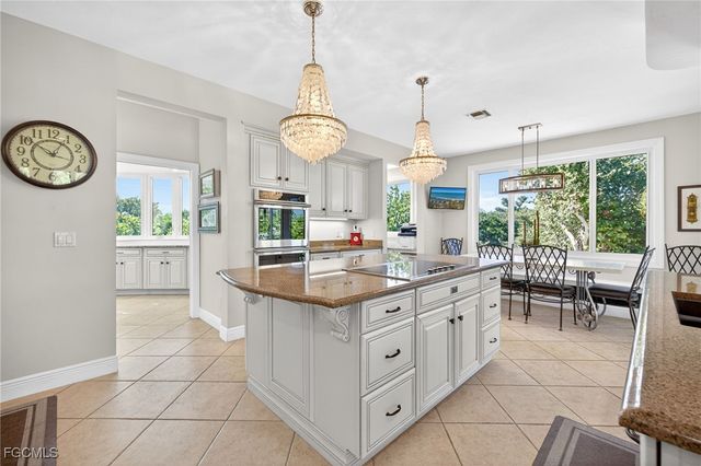 3400 W Gulf DR, Sanibel, FL 33957