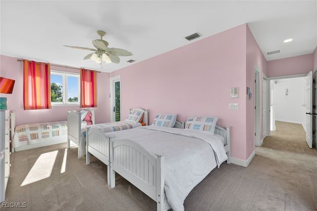 3400 W Gulf DR, Sanibel, FL 33957