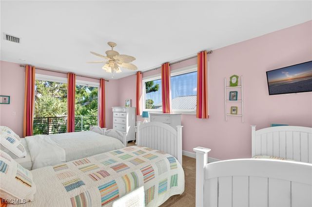 3400 W Gulf DR, Sanibel, FL 33957