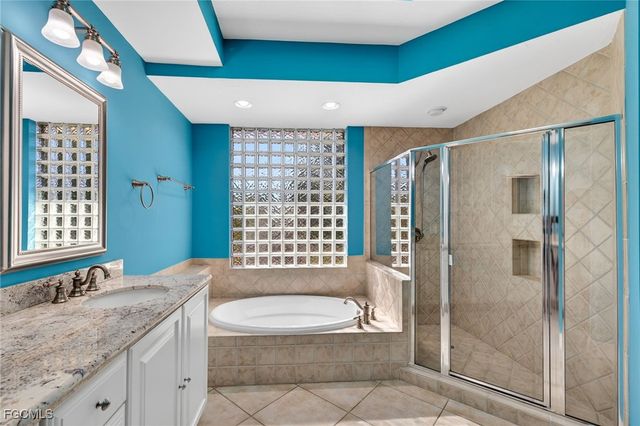 3400 W Gulf DR, Sanibel, FL 33957