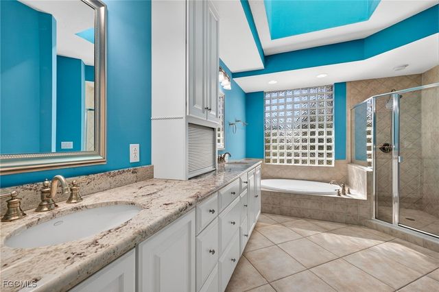 3400 W Gulf DR, Sanibel, FL 33957