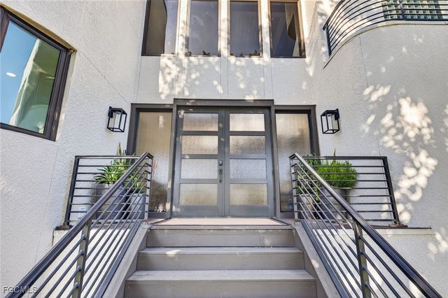 3400 W Gulf DR, Sanibel, FL 33957