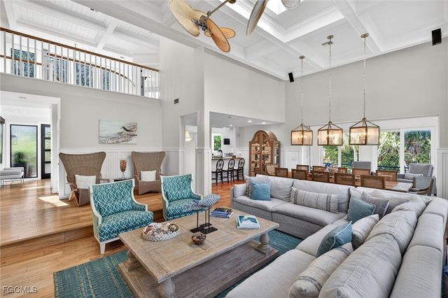 3400 W Gulf DR, Sanibel, FL 33957