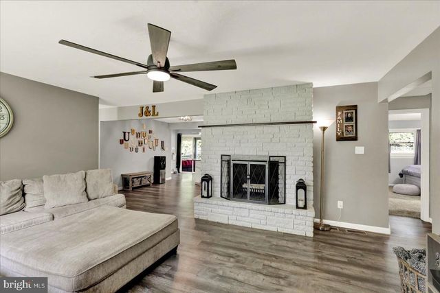 325 FAUST RD, Reading, PA 19608