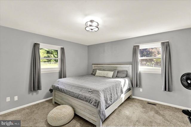 325 FAUST RD, Reading, PA 19608