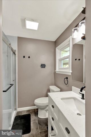 325 FAUST RD, Reading, PA 19608