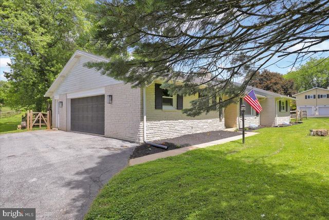 325 FAUST RD, Reading, PA 19608