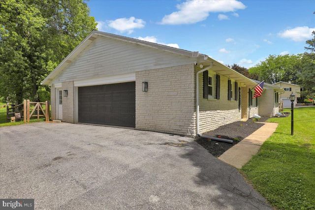 325 FAUST RD, Reading, PA 19608
