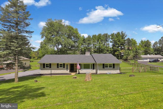 325 FAUST RD, Reading, PA 19608