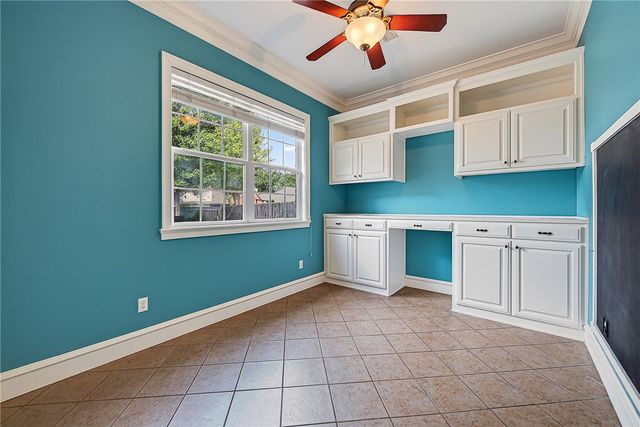 5212 S 44th Place, Rogers, AR 72758