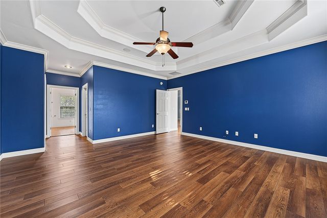 5212 S 44th Place, Rogers, AR 72758