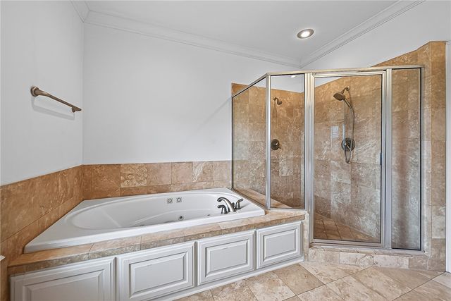 5212 S 44th Place, Rogers, AR 72758