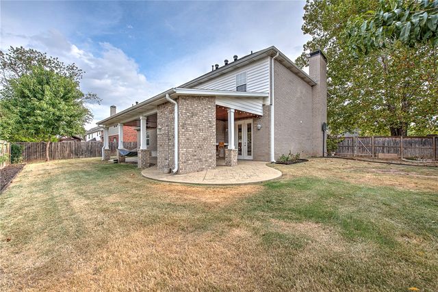 5212 S 44th Place, Rogers, AR 72758