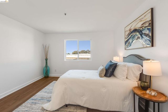 6400 Christie Ave 3212, Emeryville, CA 94608