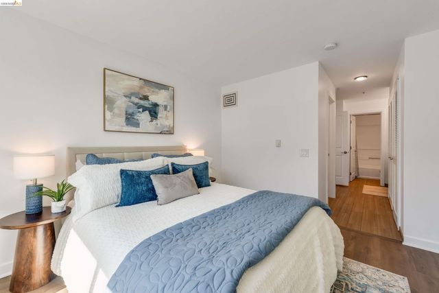 6400 Christie Ave 3212, Emeryville, CA 94608