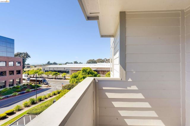 6400 Christie Ave 3212, Emeryville, CA 94608