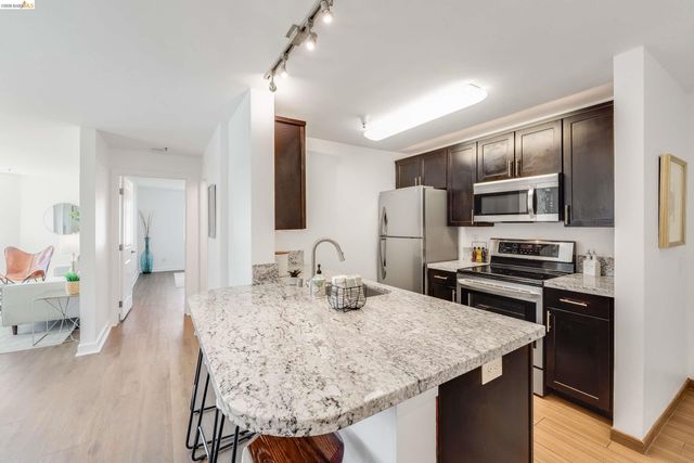 6400 Christie Ave 3212, Emeryville, CA 94608