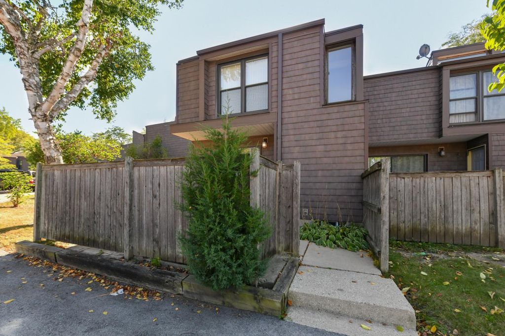 6989 W Glenbrook ROAD #1, Milwaukee, WI 53223