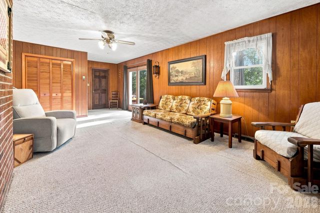 28 R and K Drive, Waynesville, NC 28786