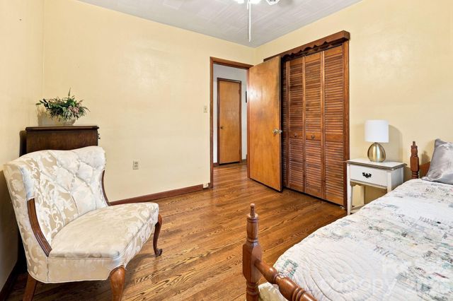 28 R and K Drive, Waynesville, NC 28786