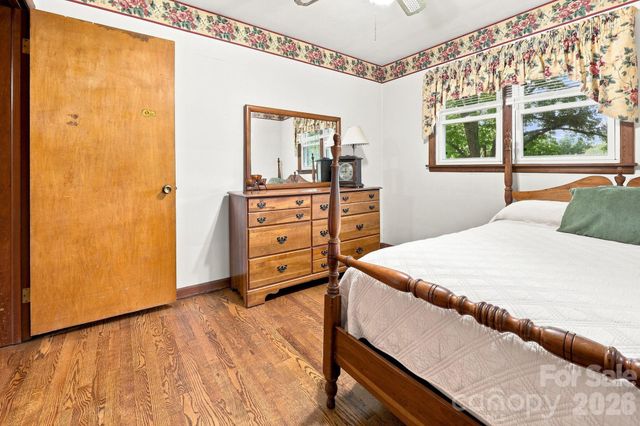 28 R and K Drive, Waynesville, NC 28786