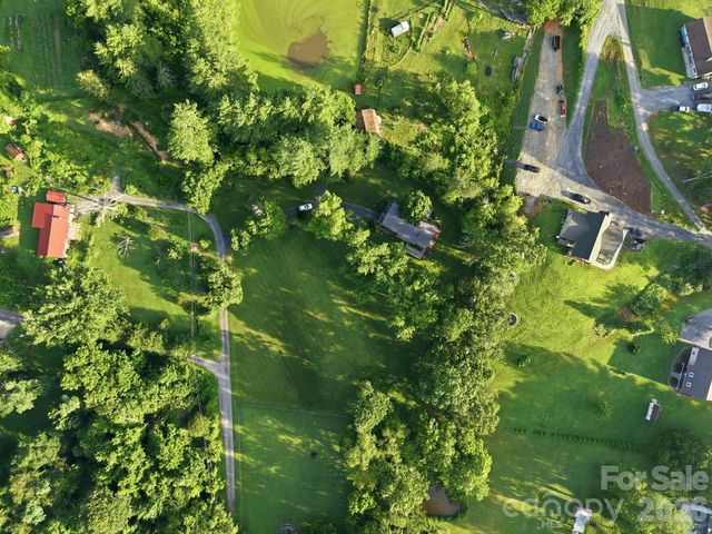 28 R and K Drive, Waynesville, NC 28786