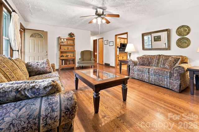 28 R and K Drive, Waynesville, NC 28786