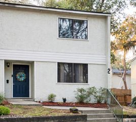 710 OAKS PLANTATION Drive R1-2, Jacksonville, FL 32211