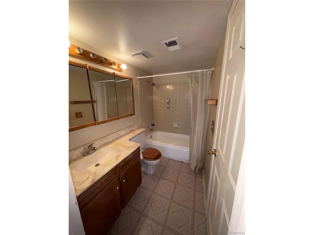 17662 E Loyola Dr 2121L, Aurora, CO 80013